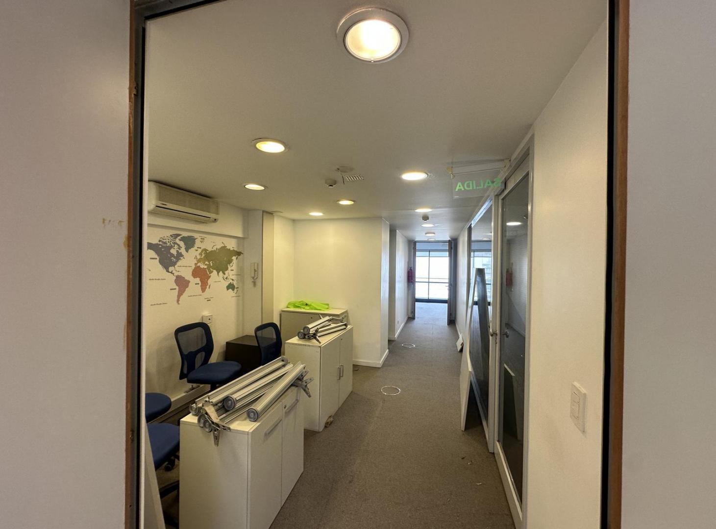 Foto de Excelentes Oficinas 105mts2. Consultar por otros pisos!!- Recoleta, imagen 4