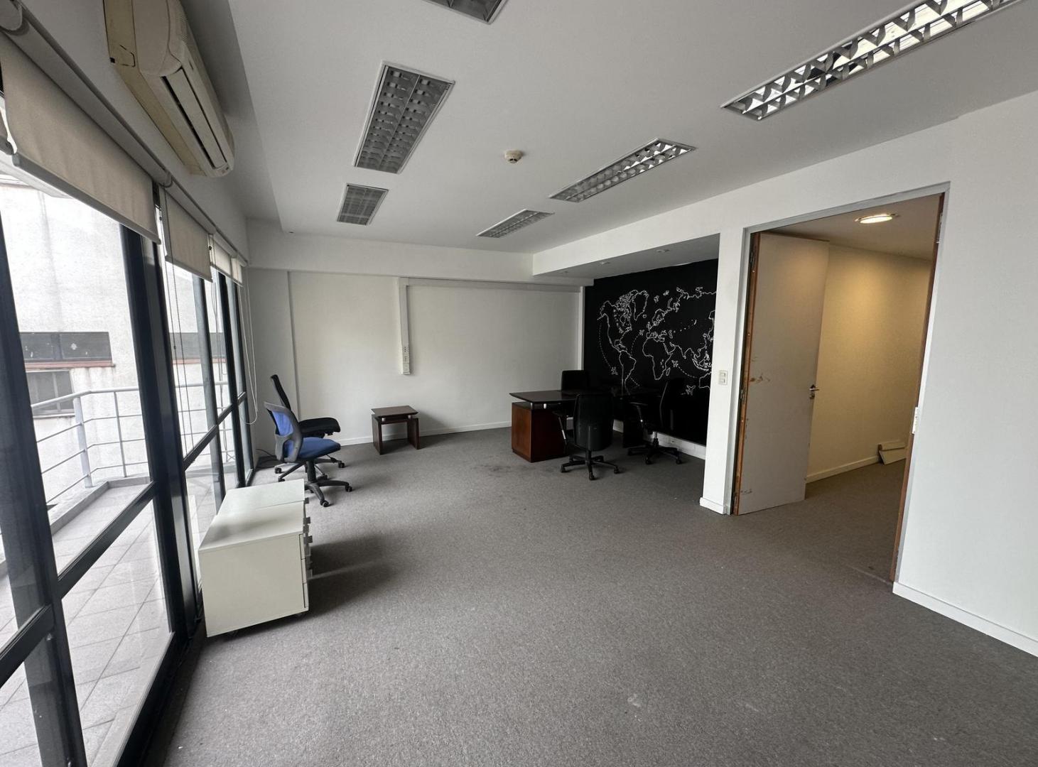 Foto de Excelentes Oficinas 105mts2. Consultar por otros pisos!!- Recoleta, imagen 3