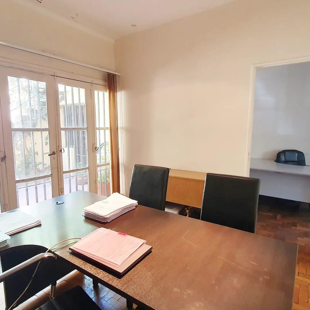 Importante Inmueble en Venta Barrio Bombal de La Ciudad de Mendoza 4