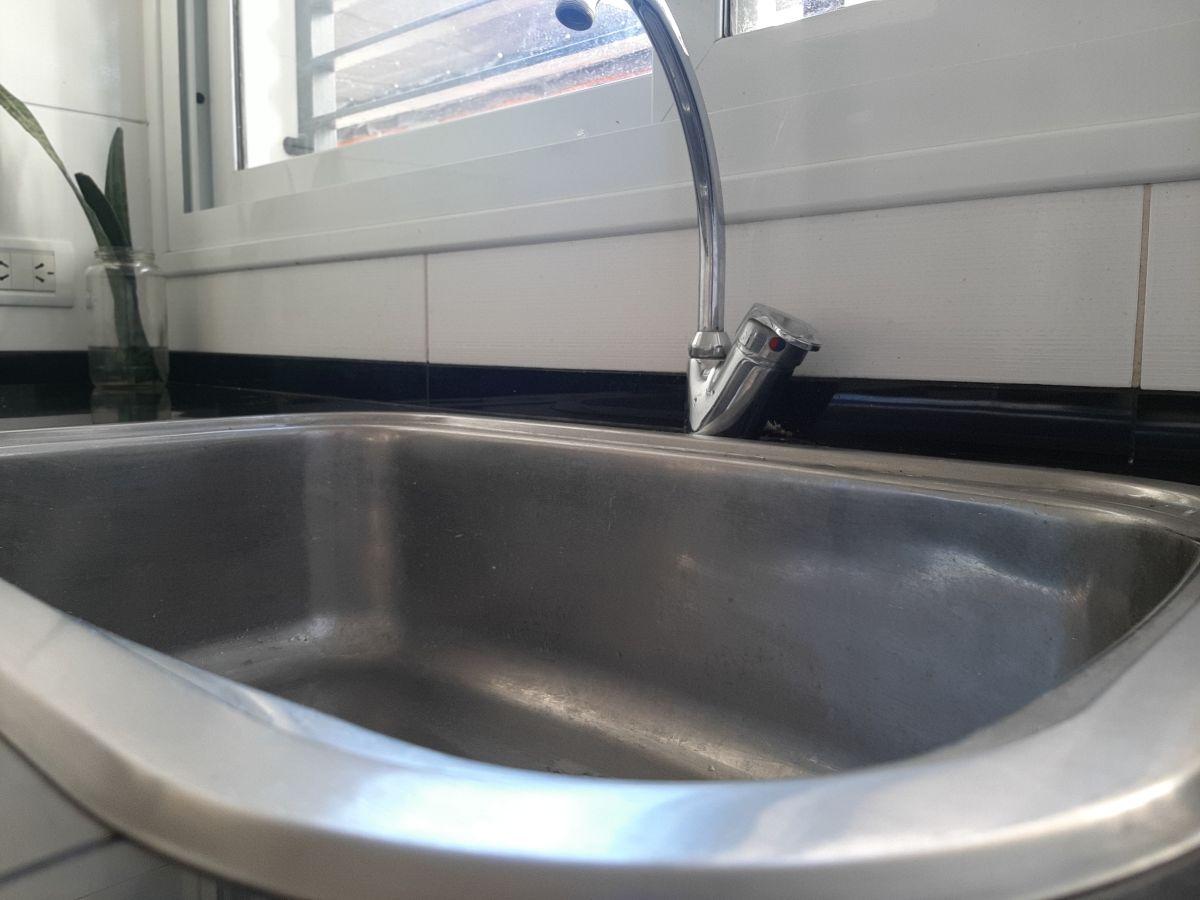 Foto de Alquiler Departamento 1 Dormitorio en Planta Baja con Cochera y Patio, imagen 2