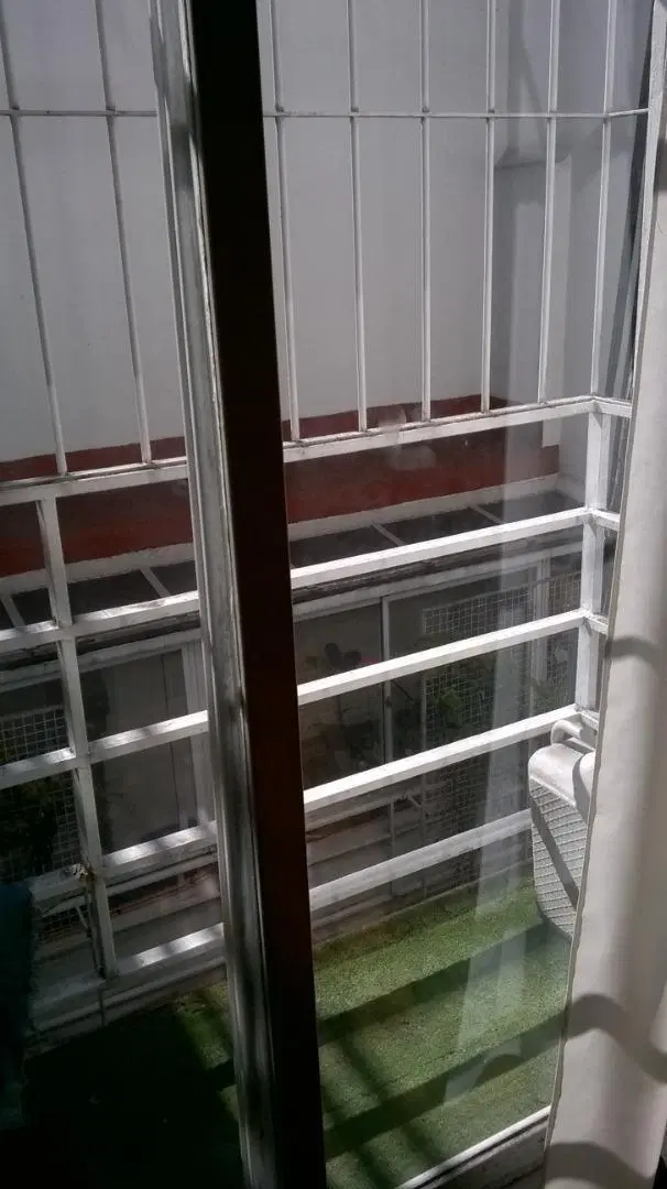 MONOAMBIENTE CON BALCON 4