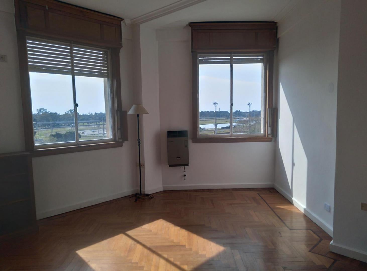 Departamento en alquiler tres ambientes