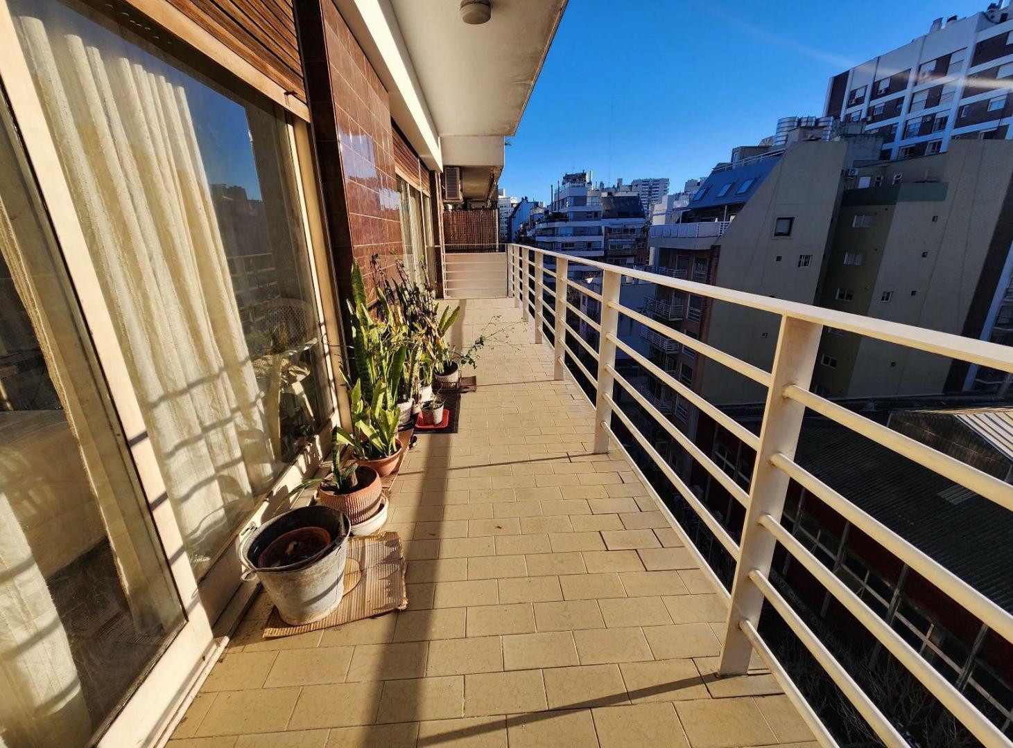 Foto de Departamento en Venta 4 ambientes con cochera, imagen 5