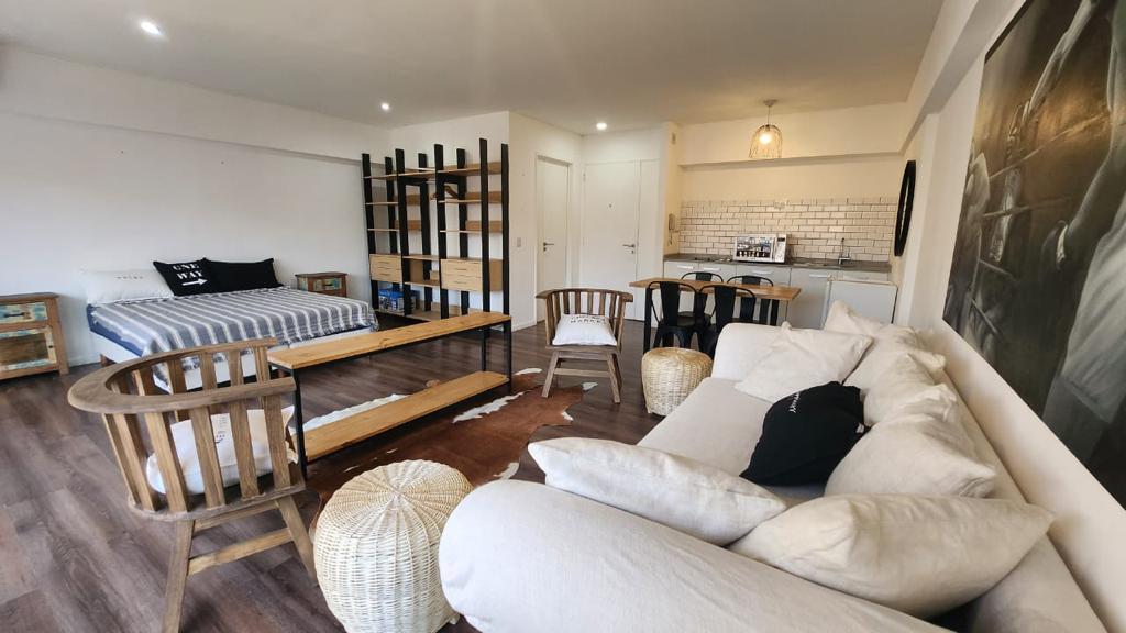 Foto de Alquiler Monoambiente Amoblado de Categoria en Quartier Dorrego, imagen 4