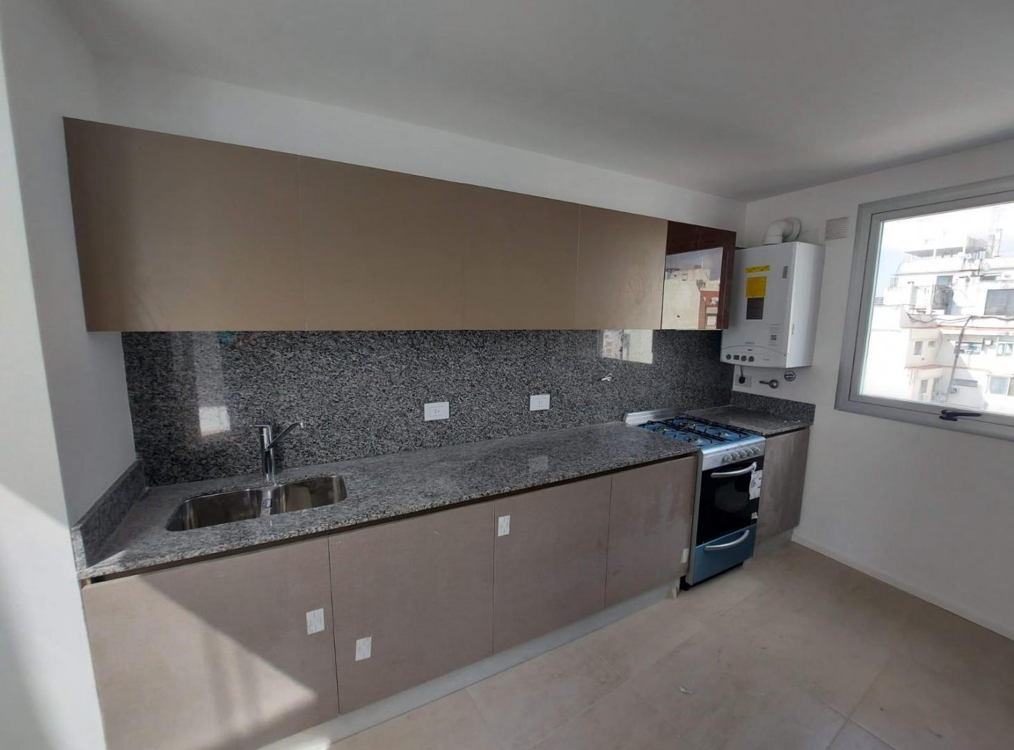 Foto de 3 Ambientes de 110 m² con Patio y Amenities - Incluye cochera, imagen 4