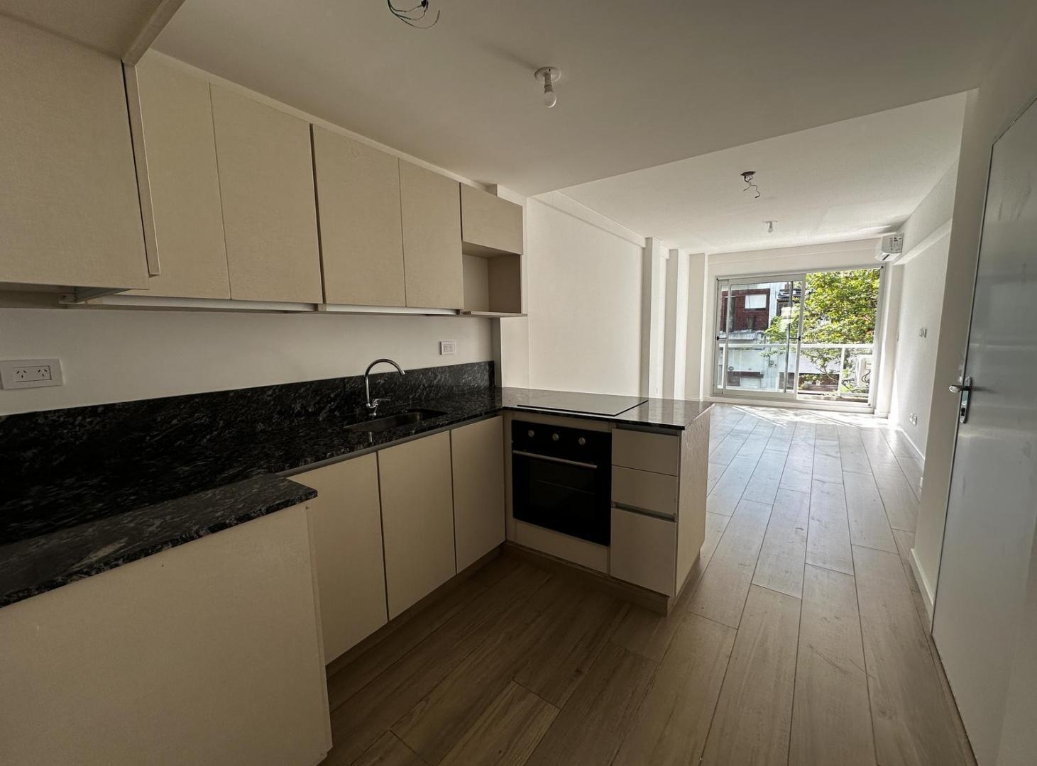 Foto de Luminoso 2 Ambientes a estrenar - Villa urquiza, imagen 2