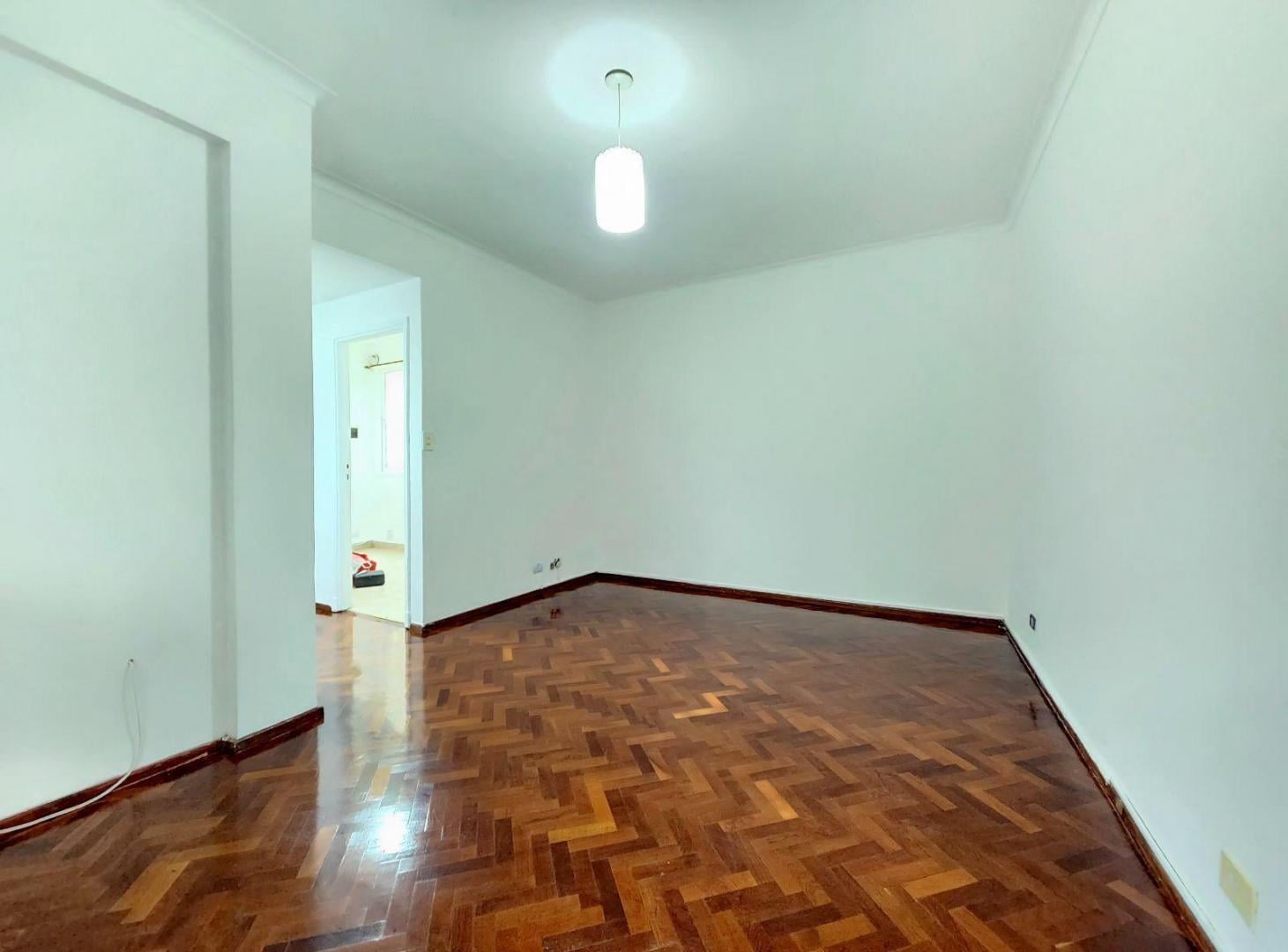 Foto de Departamento en alquiler 3 ambientes con dependencia, imagen 1