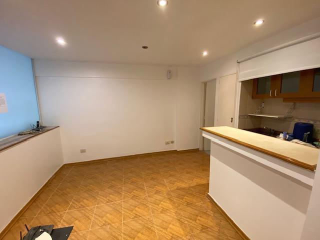 Foto de Monoambiente dividido. 40 m² | Balcón | Despacho privado | Apto, imagen 3