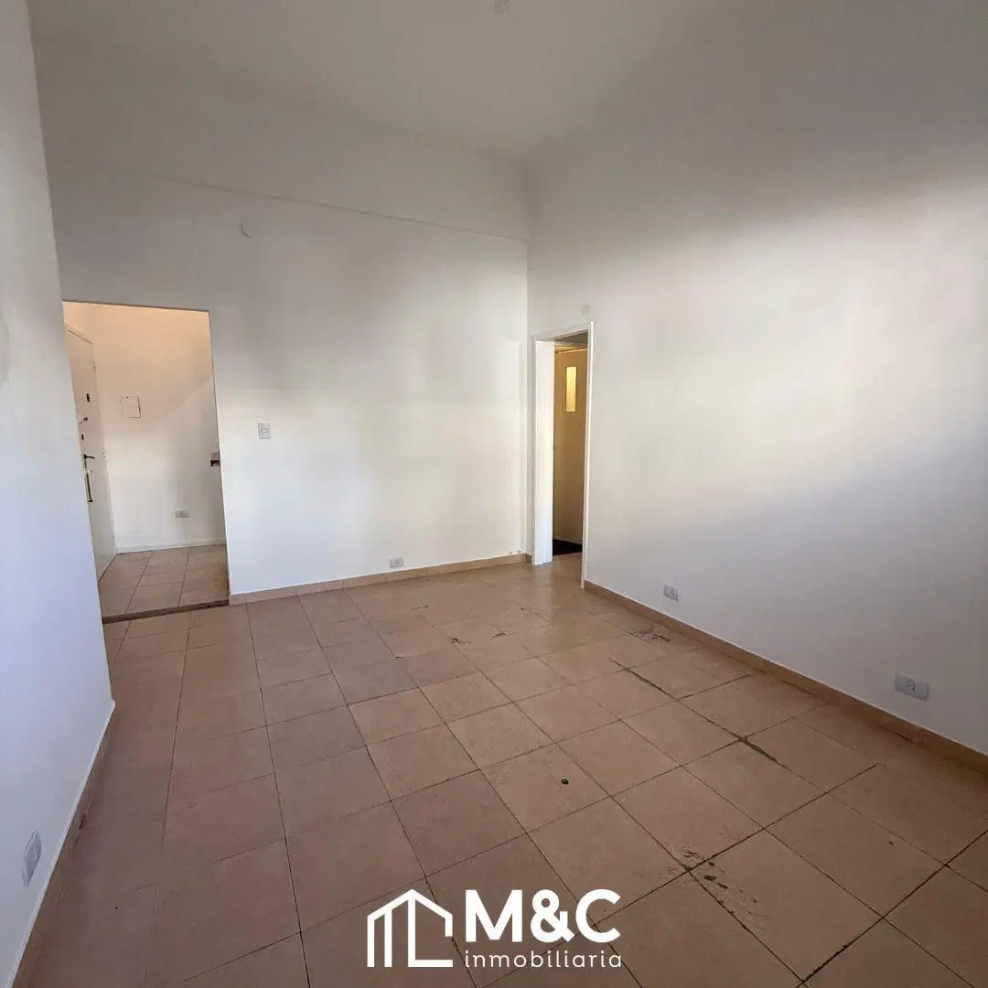 Departamento 3 ambientes. | CALVO, CARLOS al 1900 4