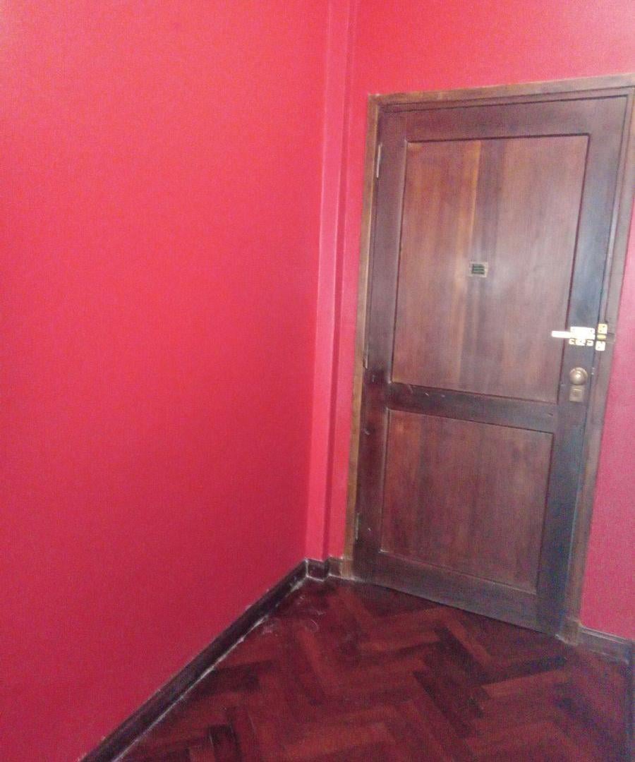 Foto de 3 AMBIENTES AL FRENTE X ESCALERA 1°PISO, imagen 3