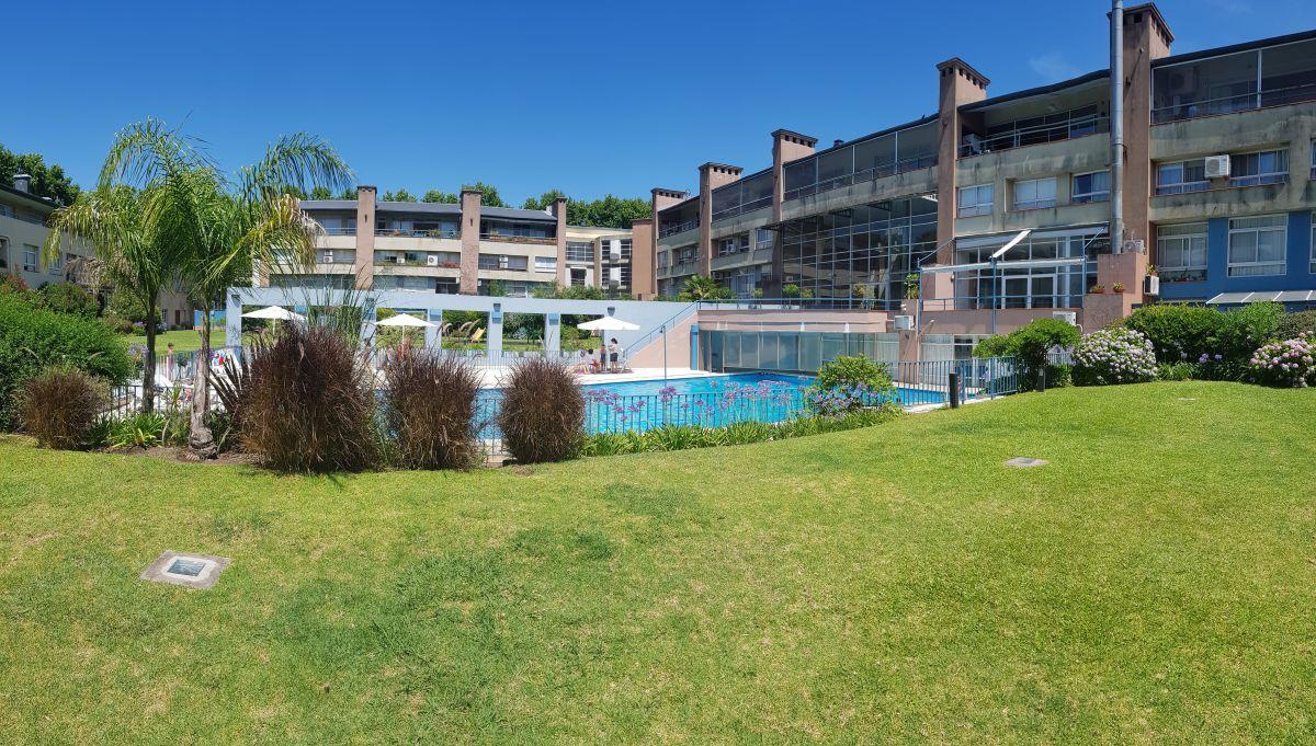 Foto de 2 amb + escritorio en Dx patio c/parrilla y cochera - Amenities, imagen 1
