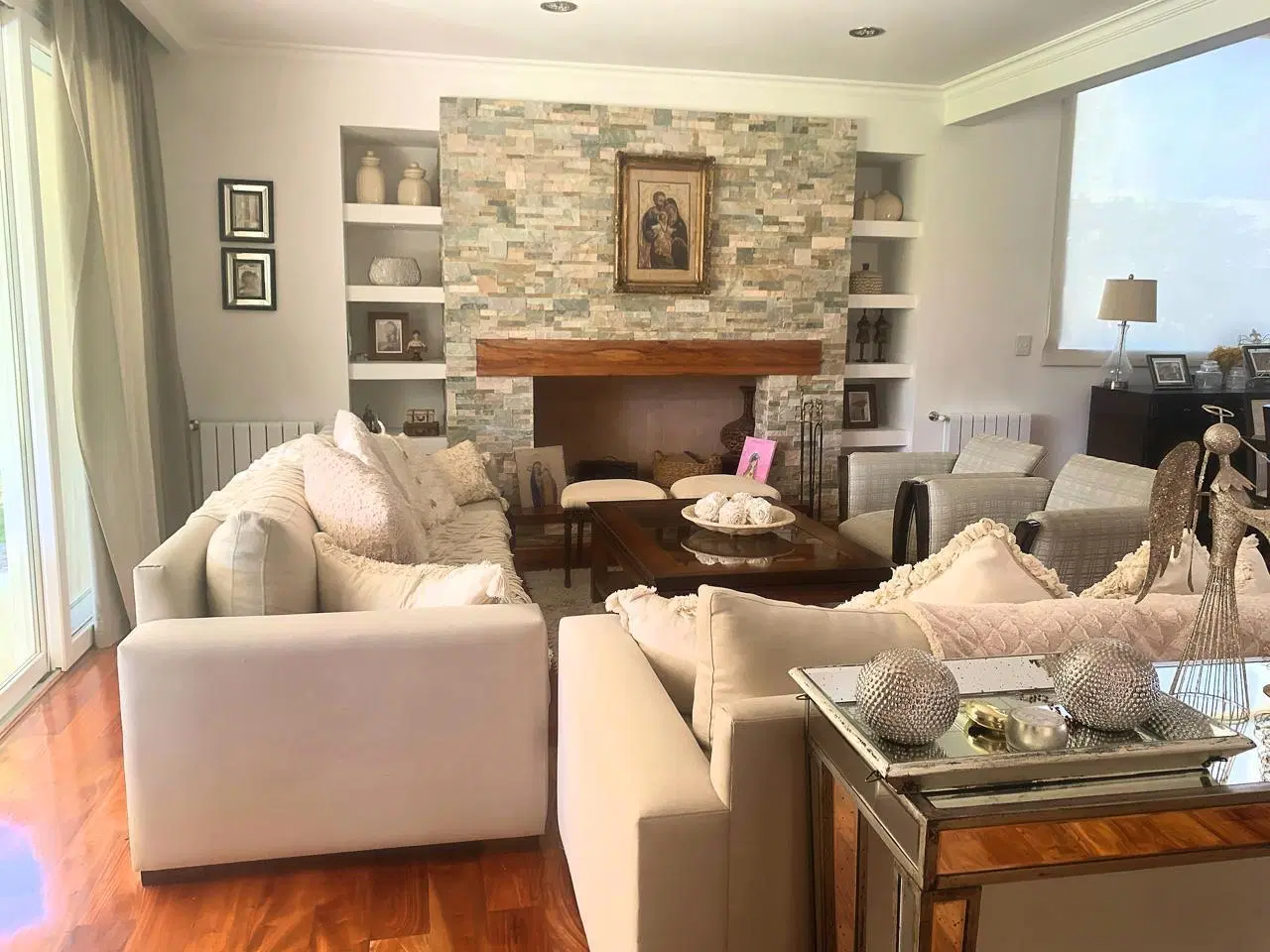 Venta de casa en Ayres de Pilar 5