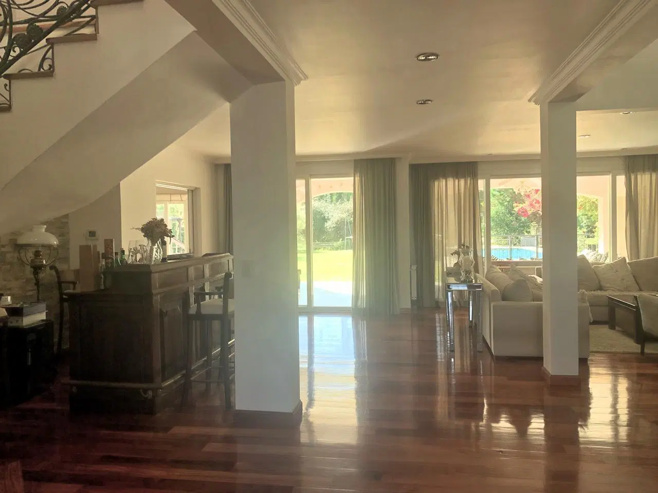 Venta de casa en Ayres de Pilar 2