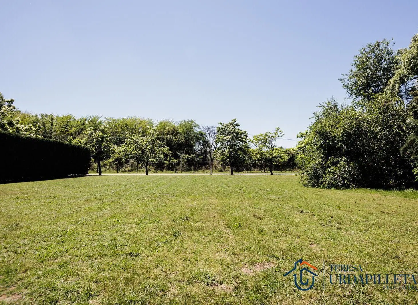 Terreno de 1900 m2  en  Martindale C.C 2