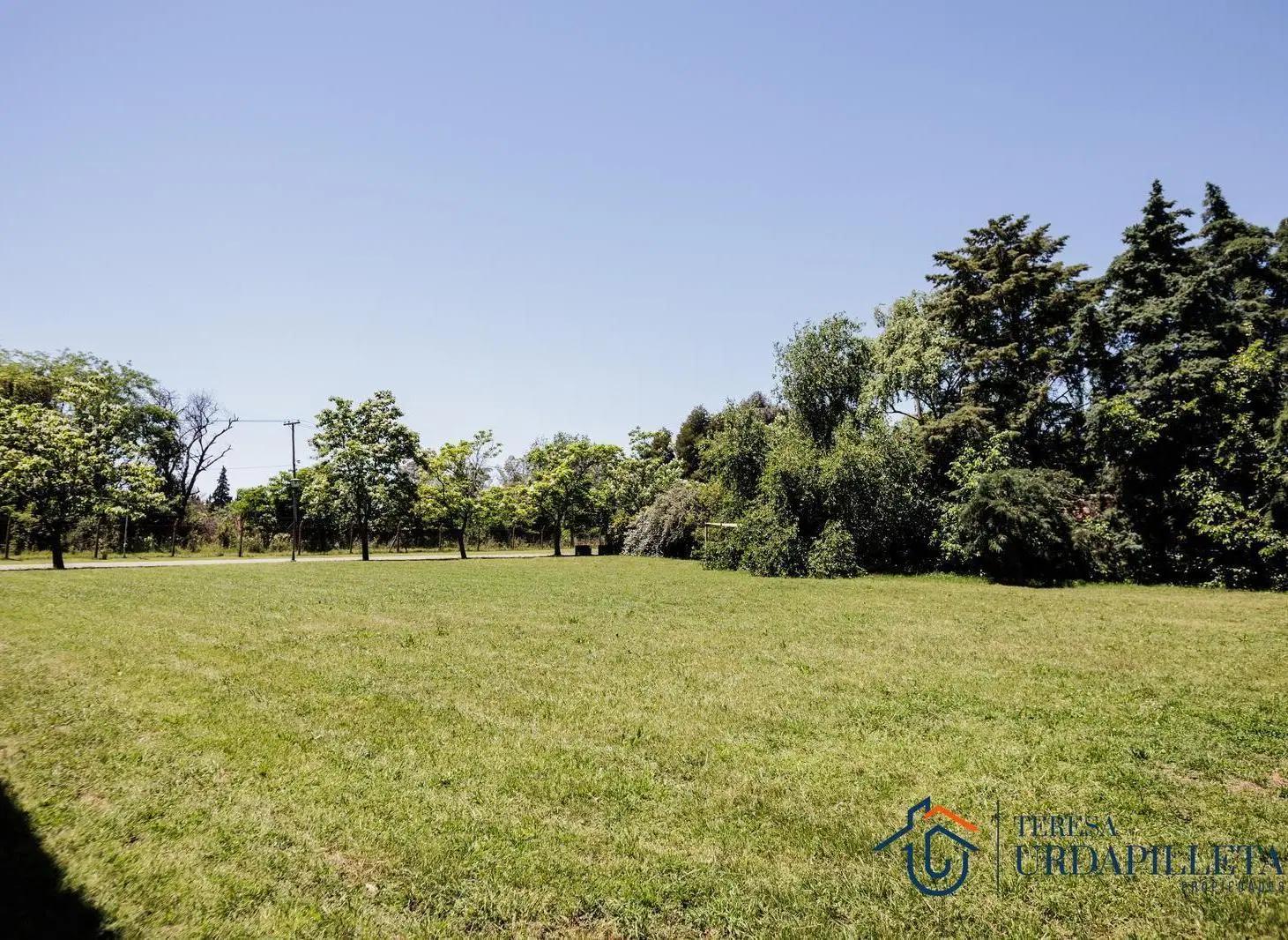 Terreno de 1900 m2  en  Martindale C.C 5