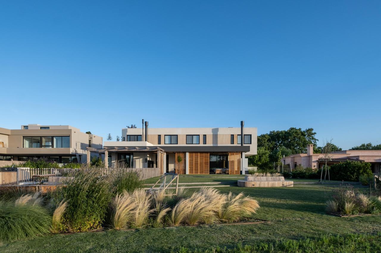 Casa en venta en Pilara sobre golf - La Diligencia - Pilara - URDAPILLETA PROPIEDADES