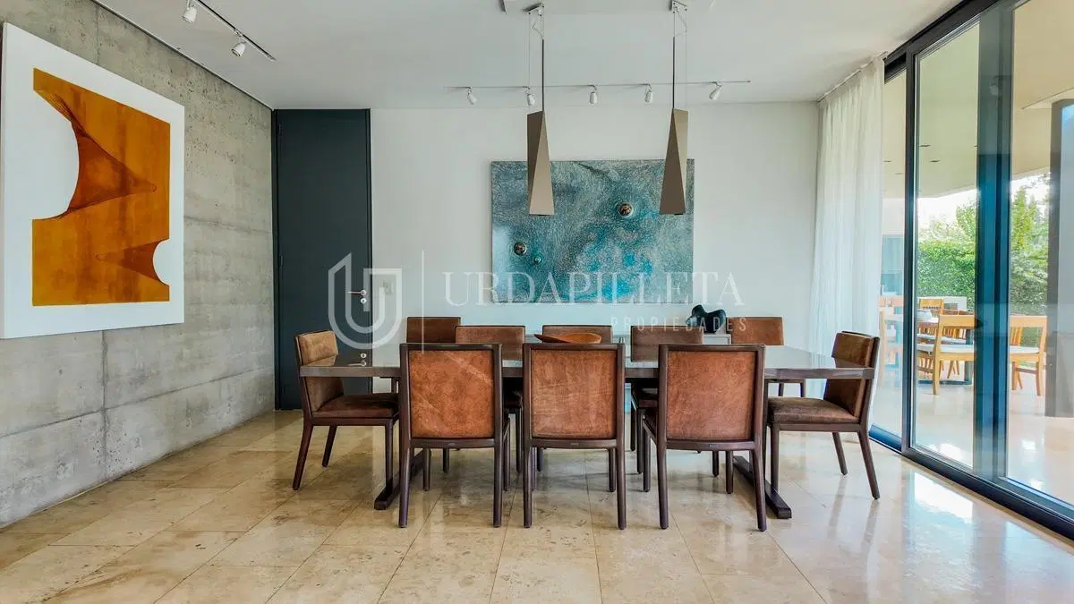 Casa en venta sobre lote interno en Ayres De Pilar- Pilar 5