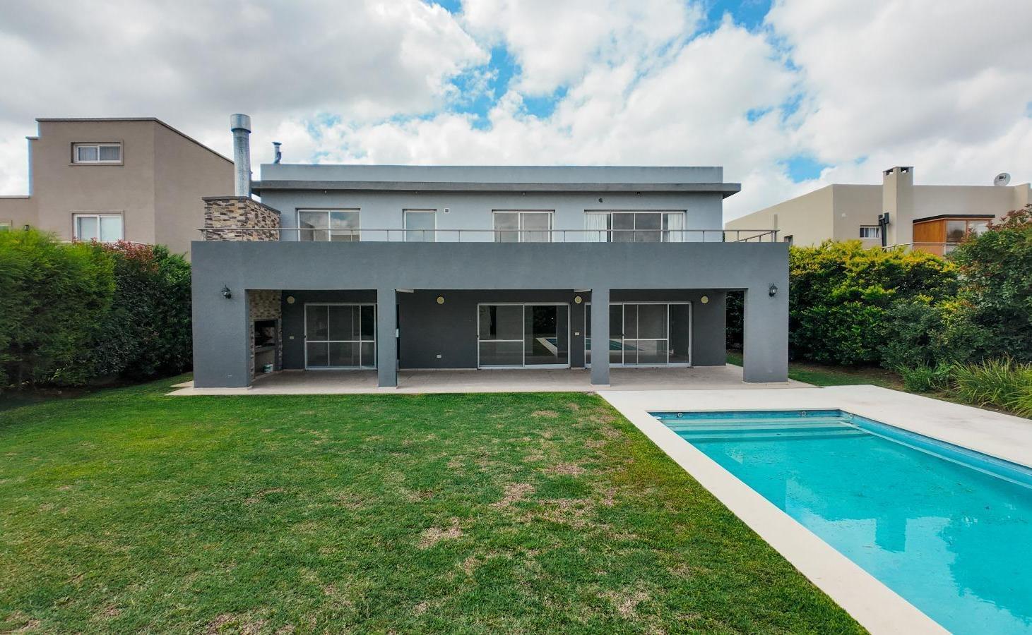 Casa en venta en La Lomada