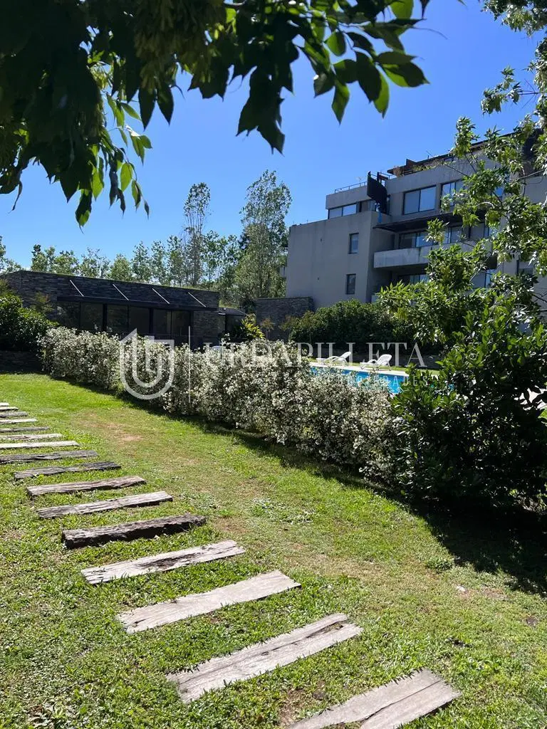 Departamento en venta  en  Las Liebres  Pilar 3 ambientes 4