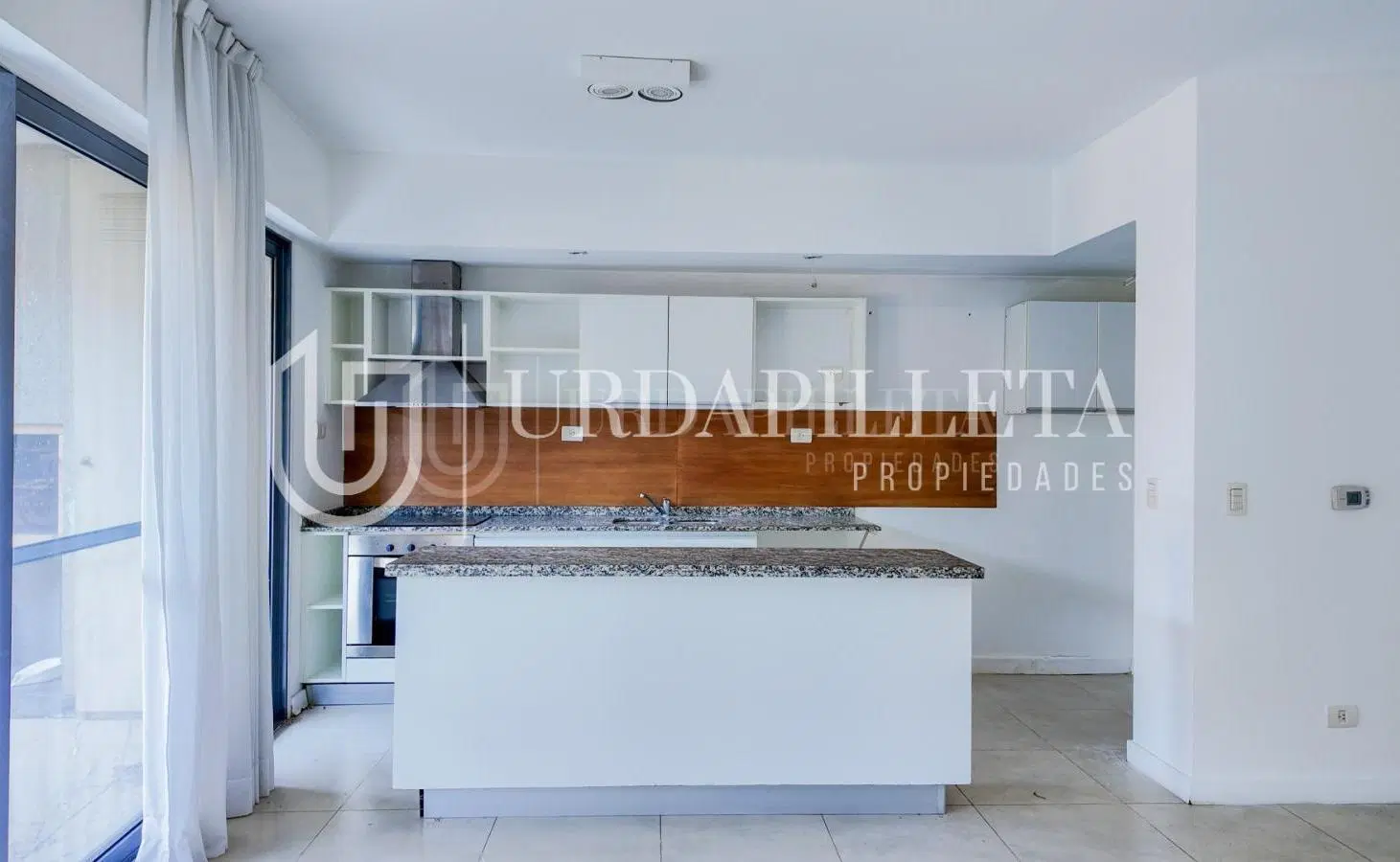 Departamento en venta 2 ambientes grande con jardin y parrilla en Civis Tortugas 3