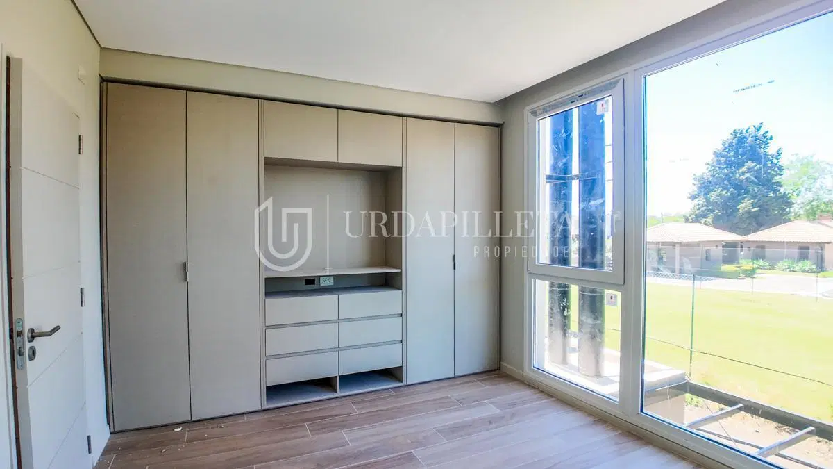 Townhouse en venta 3 ambientes con jardin privado en Aldeana Pilar 3