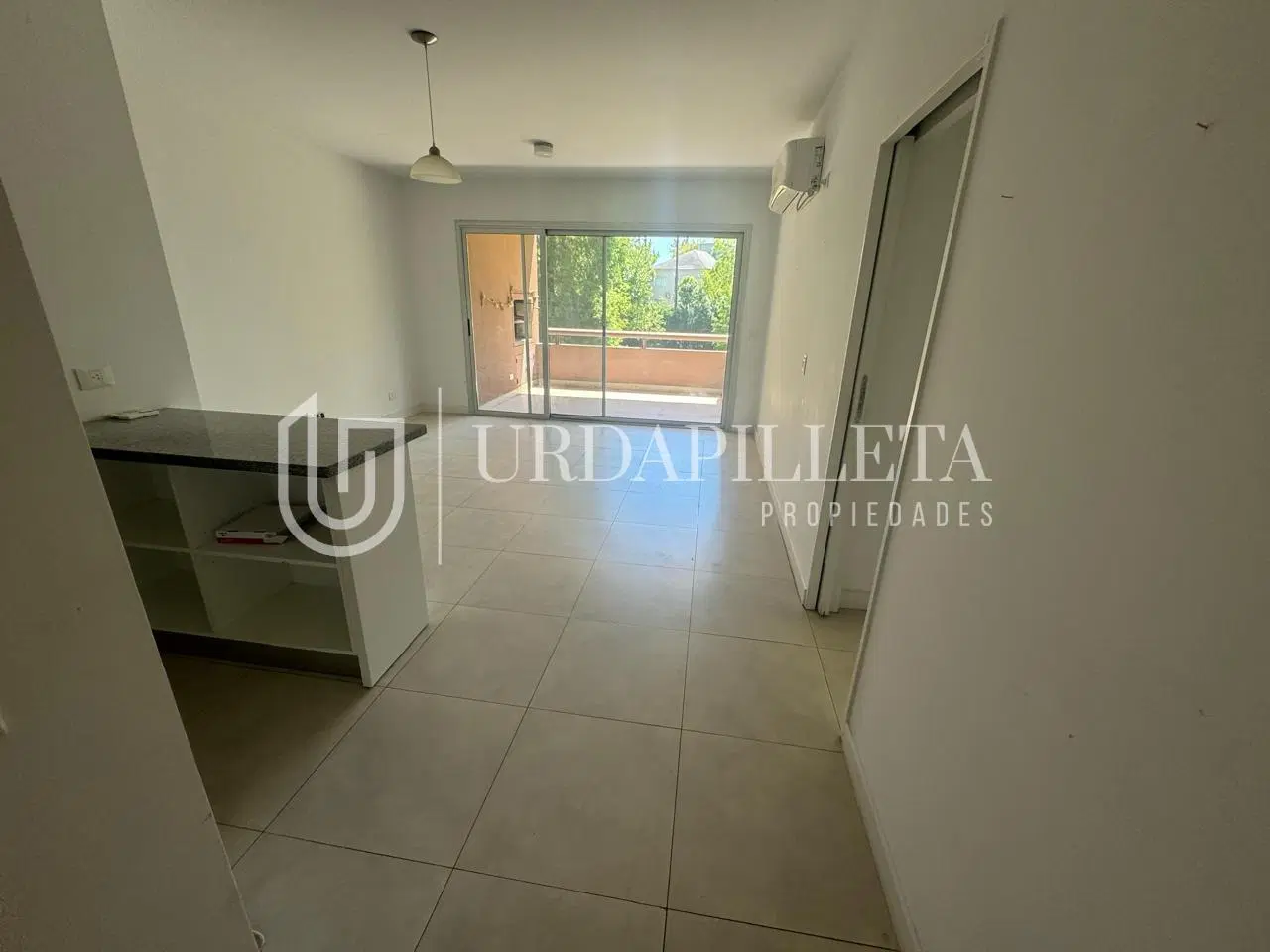 Departamento en venta con renta en Villa del Lago, Pilar 2