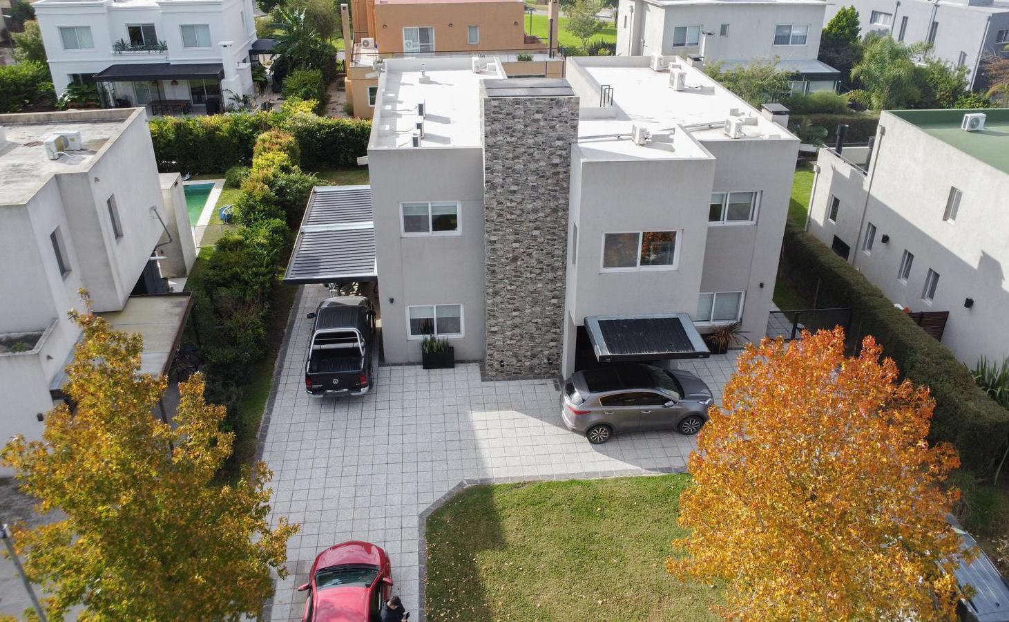 Casa en venta en Ayres Plaza
