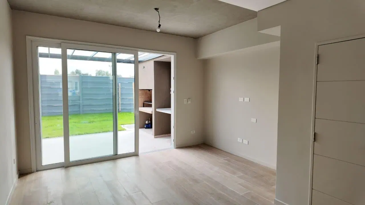 Townhouse en alquiler 3 ambientes en Aldeana Pilar 3