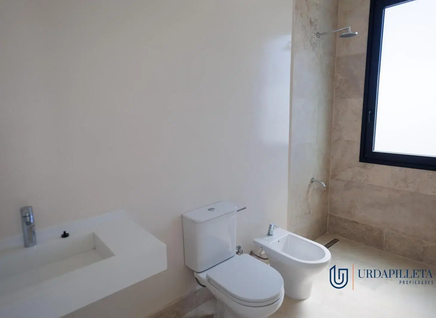 Casa en venta en Pilara sobre cancha de Polo en Cabriolet -Pilar - URDAPILLETA PROPIEDADES 4