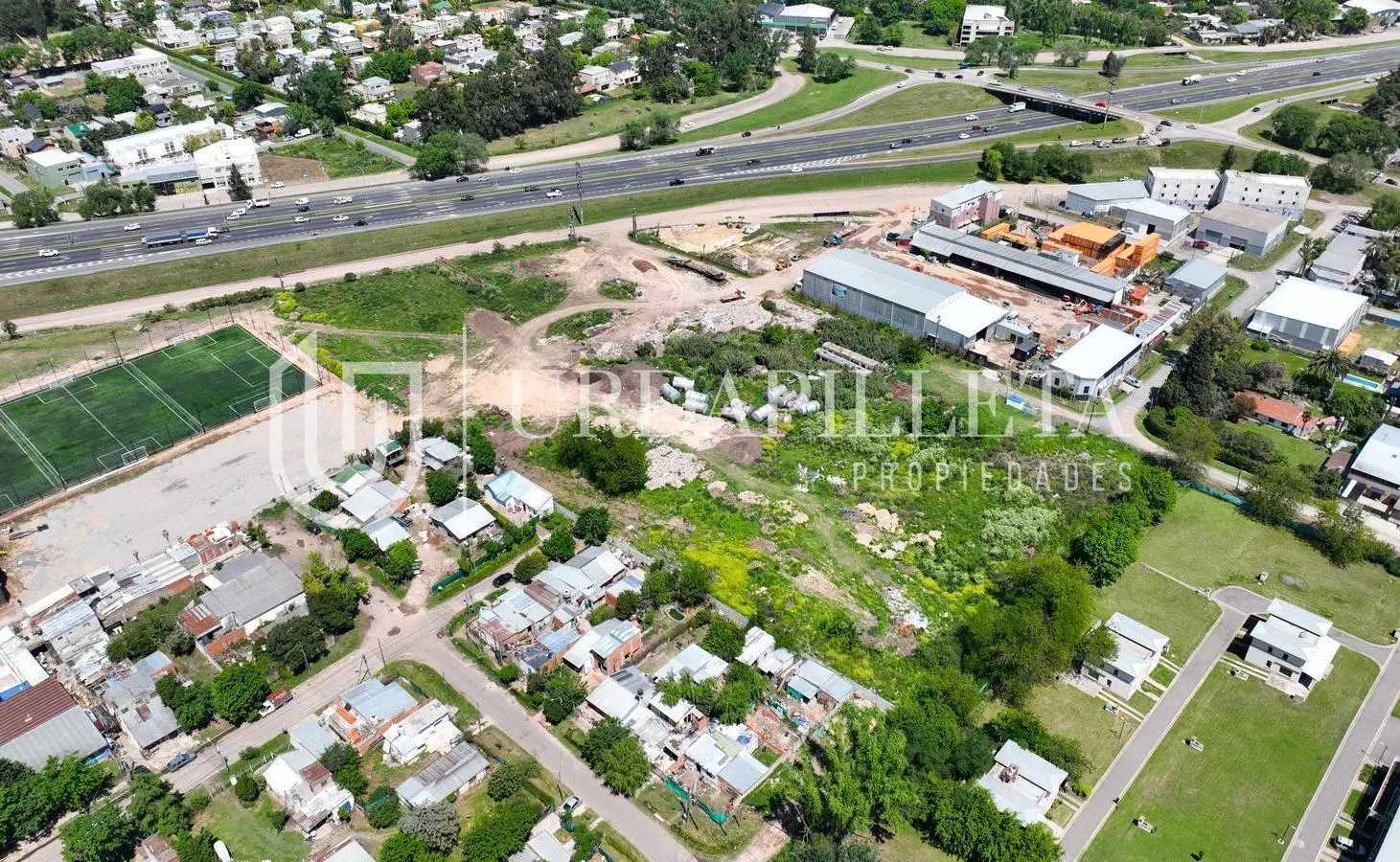Terreno de 2 hectáreas en venta sobre Colectora, Pilar 3