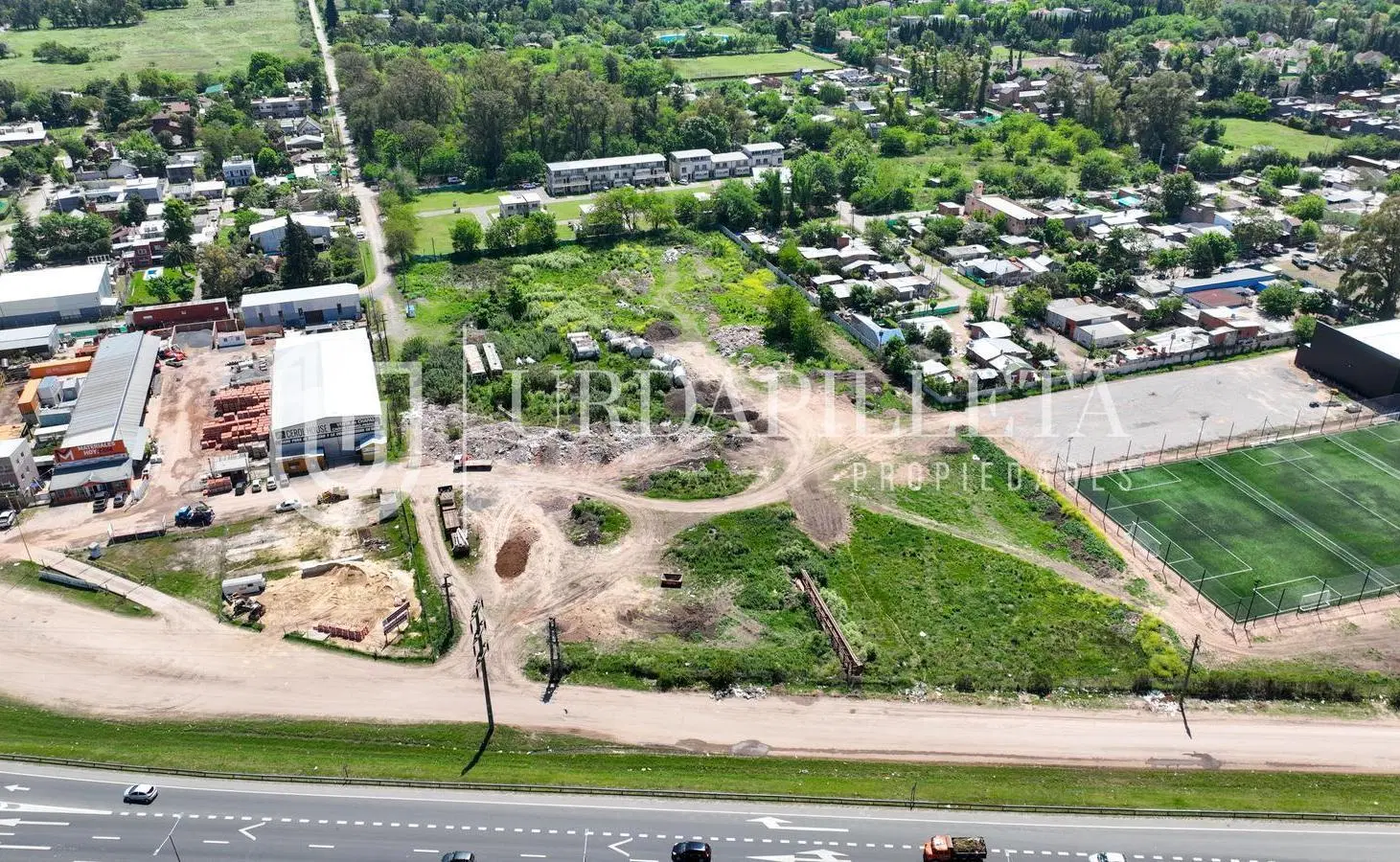 Terreno de 2 hectáreas en venta sobre Colectora, Pilar 5