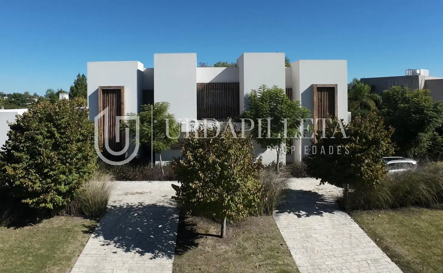 Casa en venta en Pilara sobre cancha de golf - La Berlina - URDAPILLETA PROPIEDAES 4