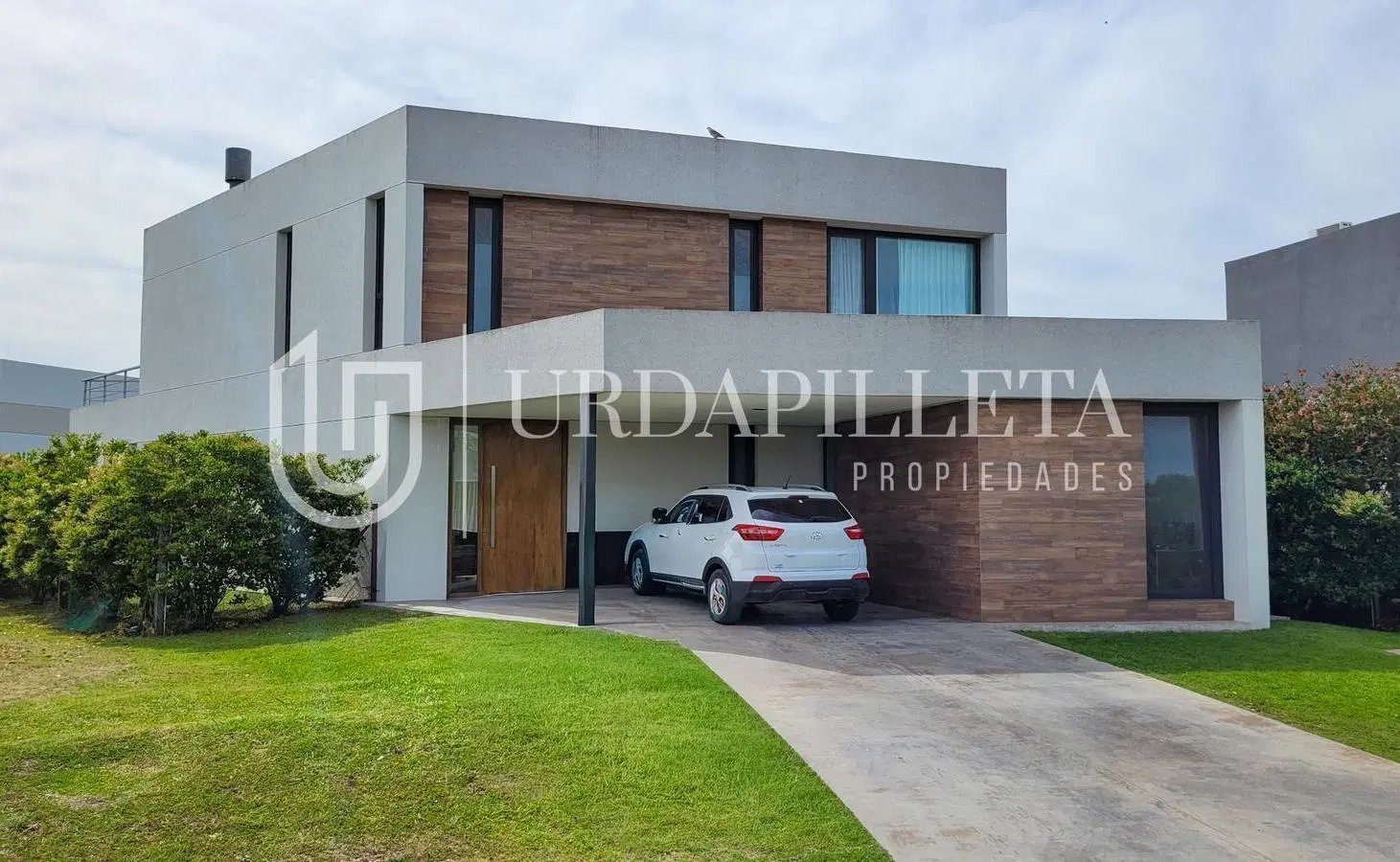 Casa en venta en Ayres Plaza 3