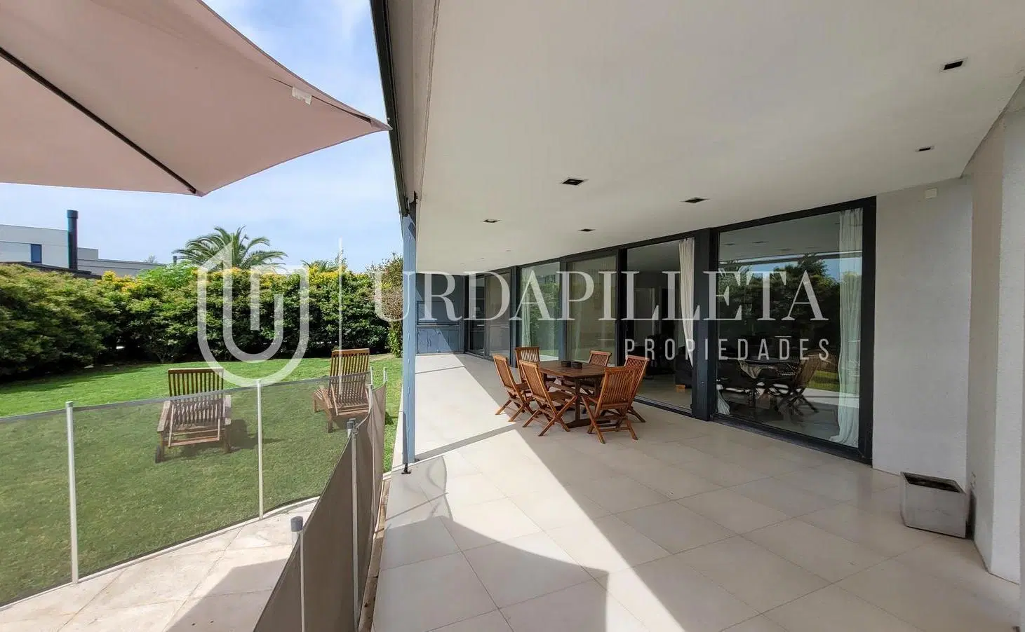 Casa en venta en Ayres Plaza 5