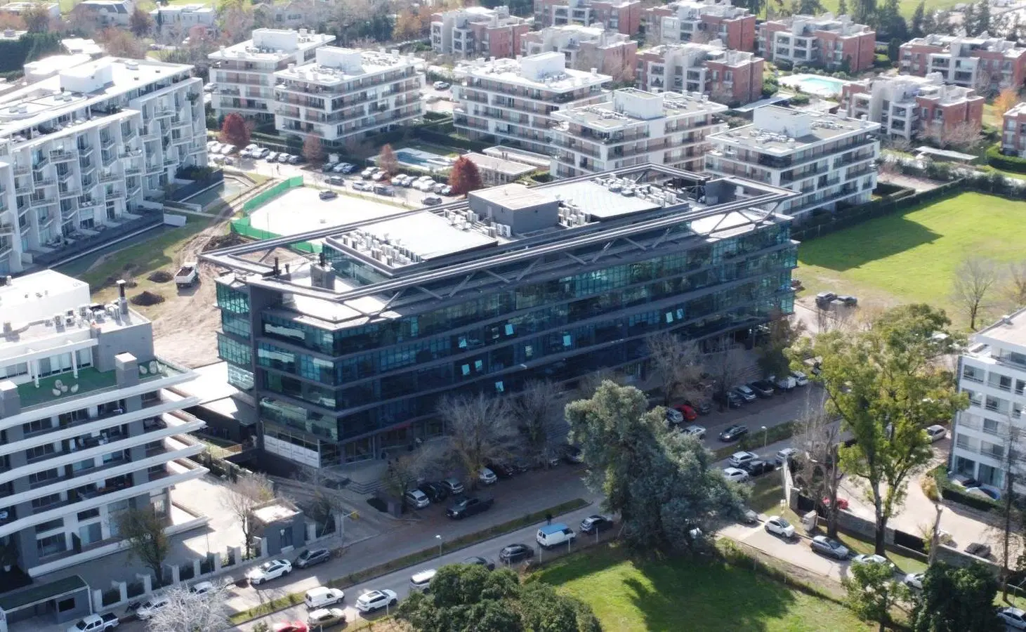 Oficina en alquiler en Skyglass 3  Ayres Vila Pilar 5