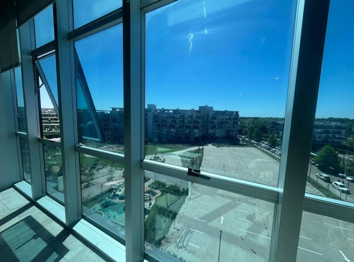 Oficina en alquiler en Skyglass 3  Ayres Vila Pilar 4