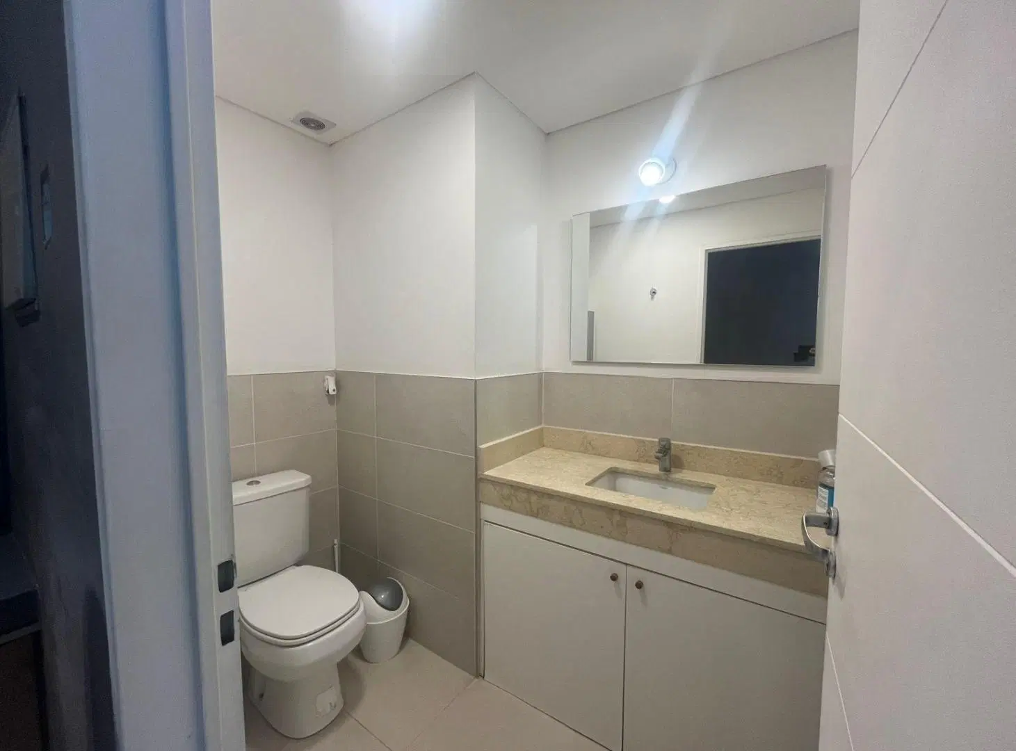 Oficina en alquiler en Skyglass 3  Ayres Vila Pilar 2