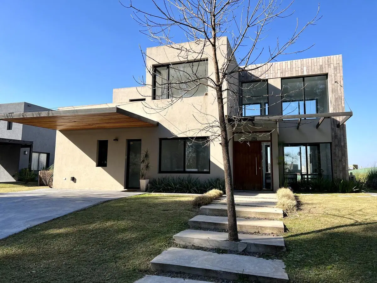 Casa en venta o alquier Pilara con vista a laguna con renta - La Calesa- Pilar 3