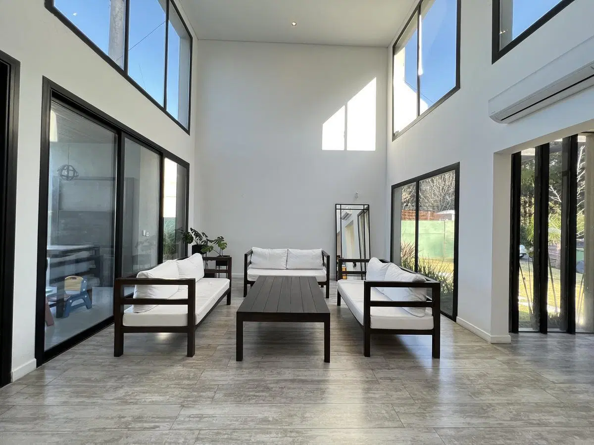 Casa en venta o alquier Pilara con vista a laguna con renta - La Calesa- Pilar 5