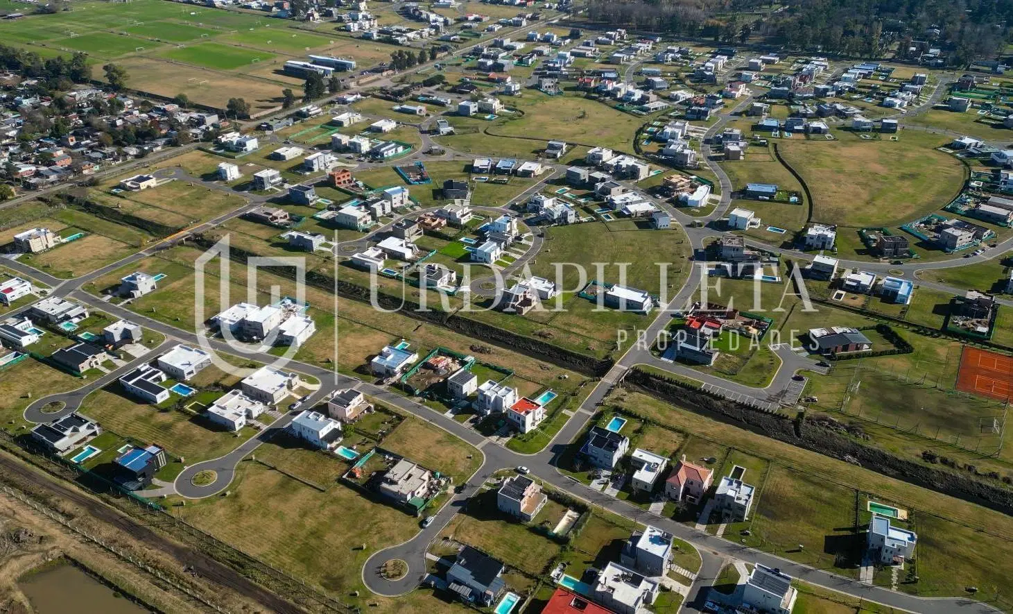 Terreno en Barrio San Pablo, Pilar 5