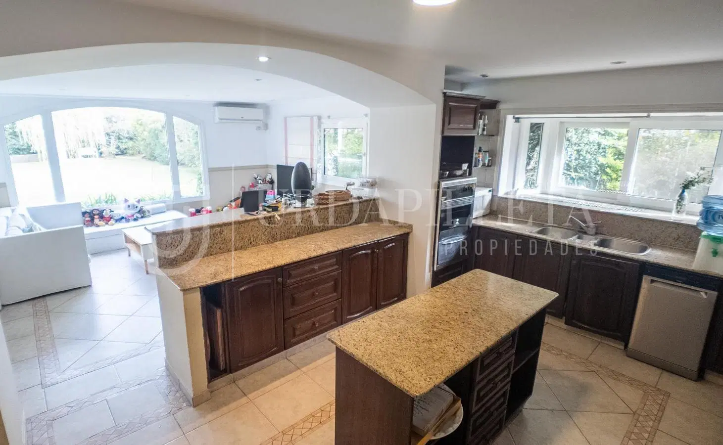 Casa en venta en Club De Campo Pueyrredon 2
