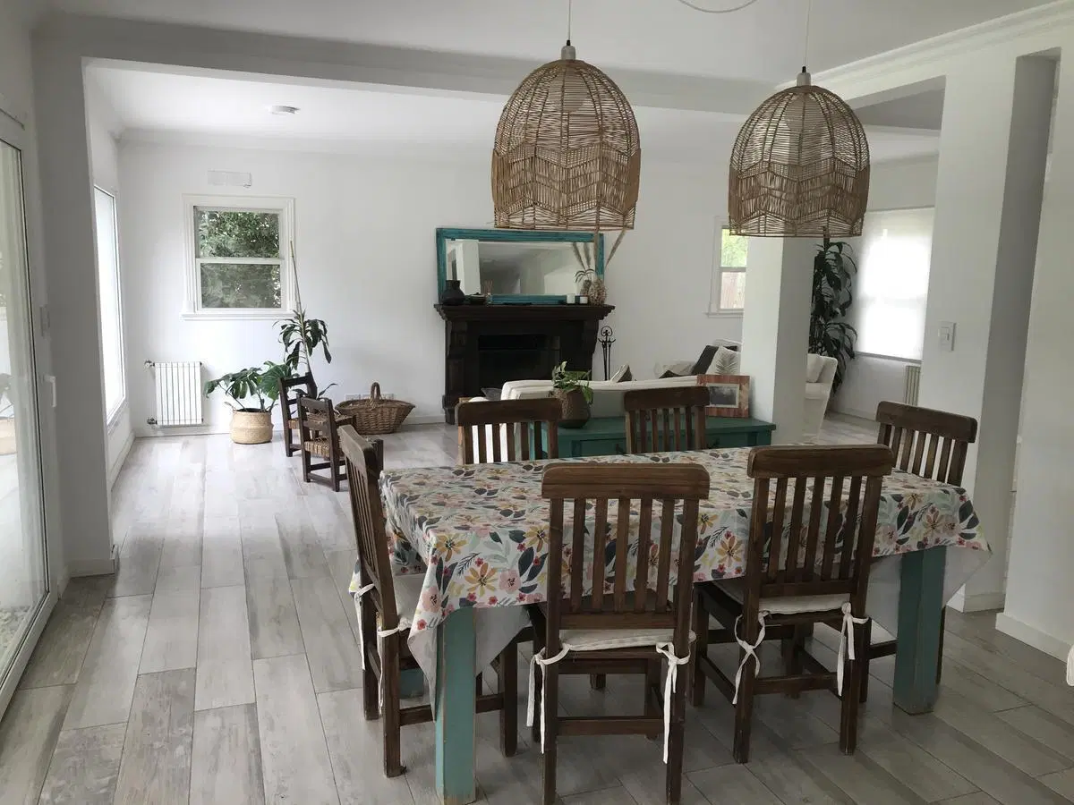 Casa en venta con 4 dormitorios en Boulevares- Pilar 4