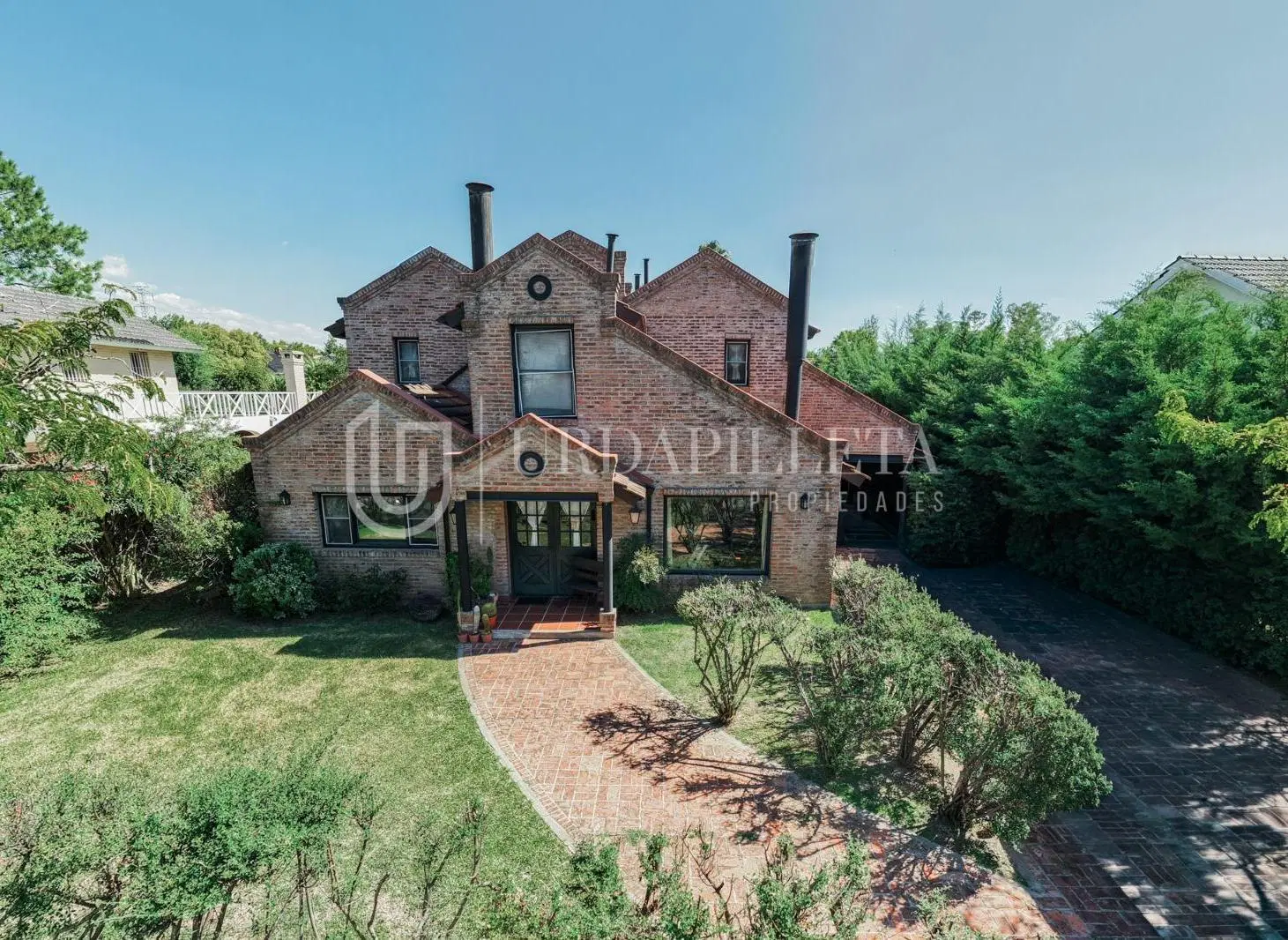 Casa en Club De Campo Pueyrredon 5