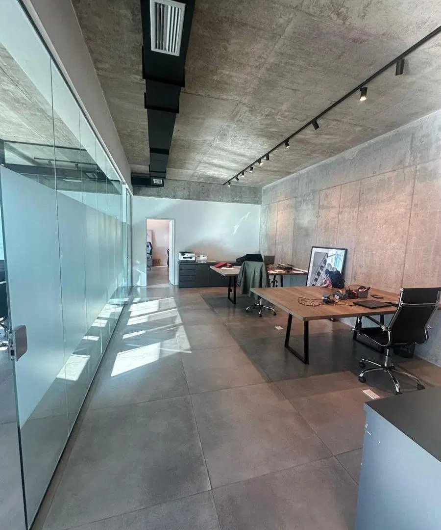 Oficinas doble en venta en Skyglass 3 Pilar 8