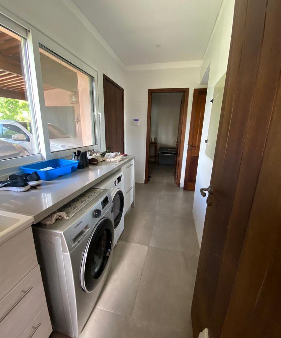 Foto de Casa a la venta sobre cancha de golf en La Diligencia- Pilará- Pilar, imagen 2