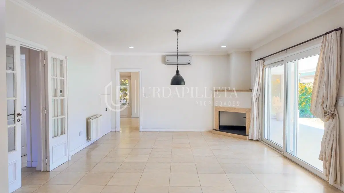 Casa en  venta en La Lomada de Pilar 3
