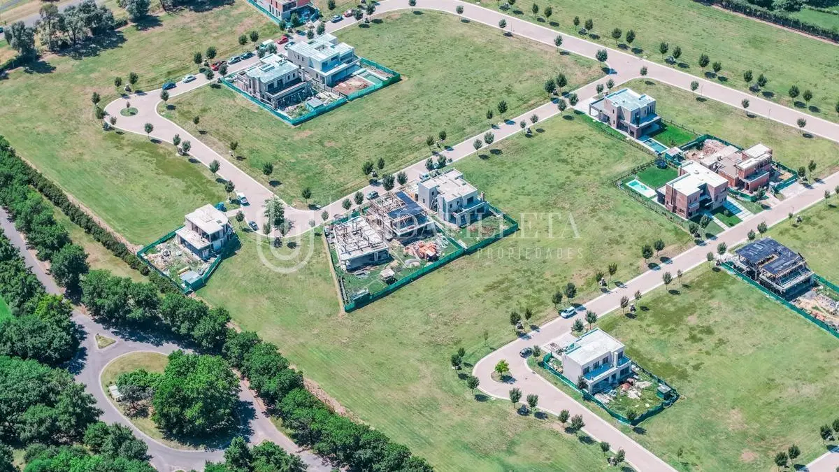 Lote en venta  en Los Cardos Pilar 2