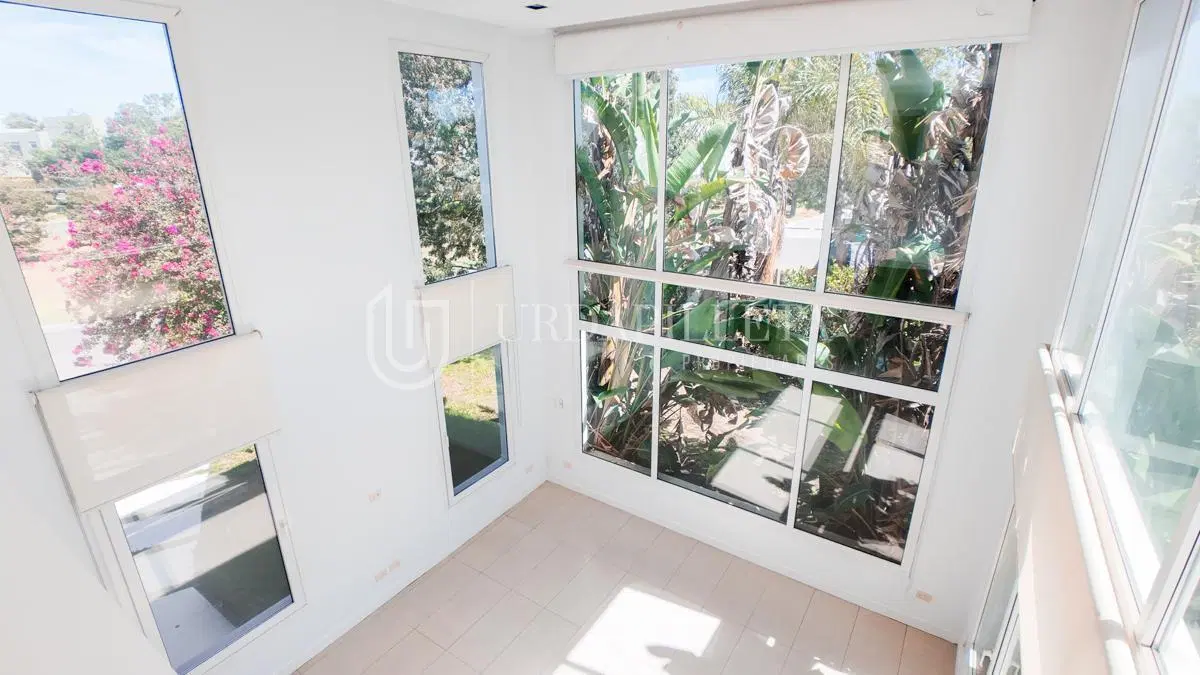 Casa en venta en Ayres de Pilar 2