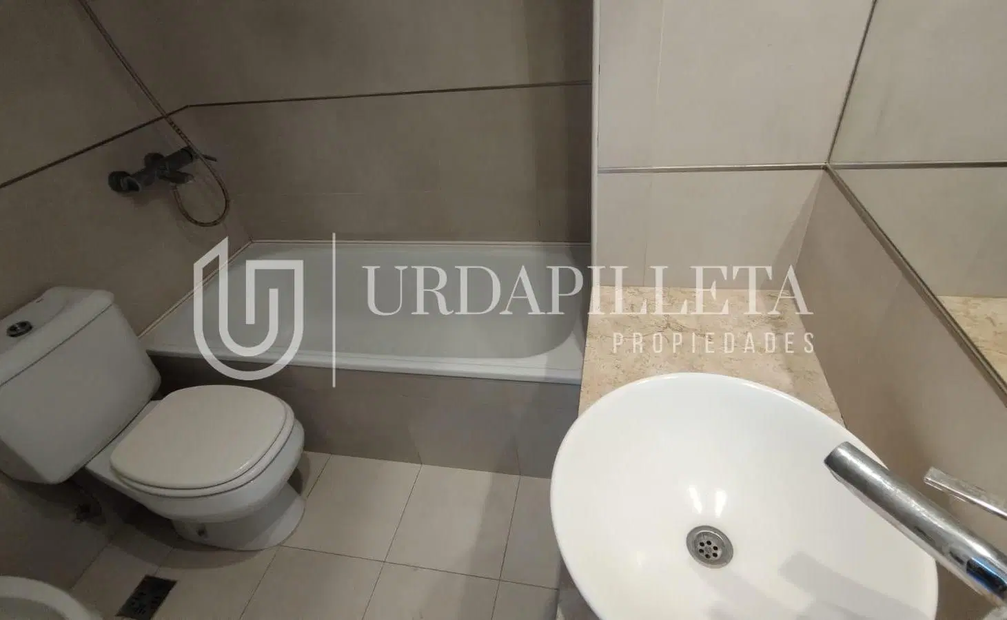 Departamento en venta en Civis Tortugas Pilar 2 ambientes 4