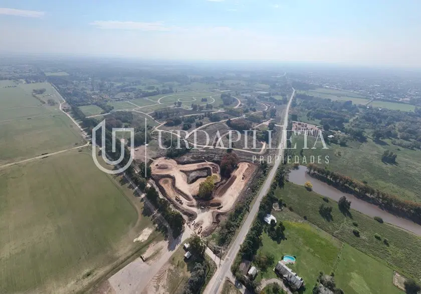 Terreno en venta en San Miguel Pilar barrio privado 2